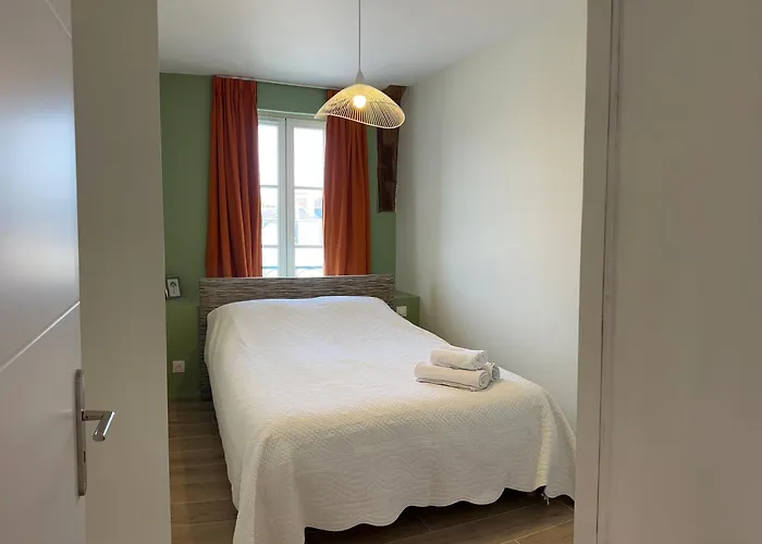 Apartment Centre De *